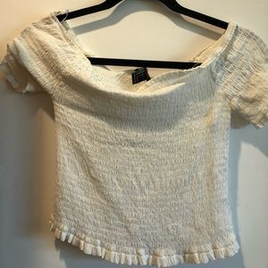 Forever 21 crop too off the shoulder🤩